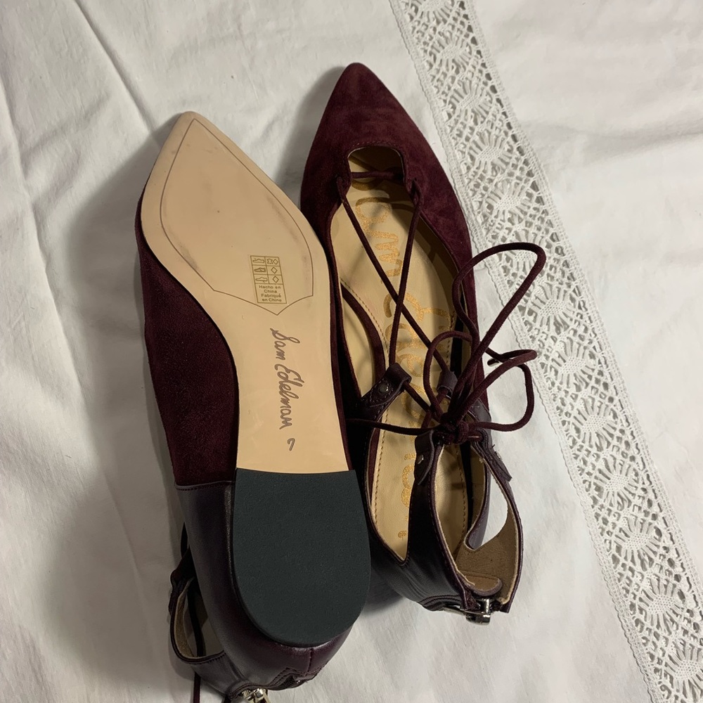Women Shoes - Picture 3 of 4